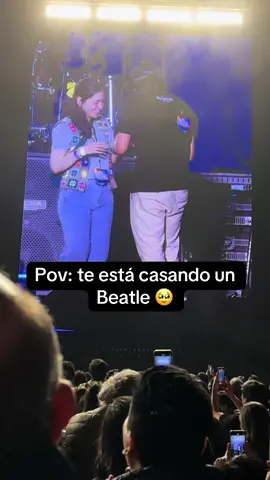 La cara de la chica 😭 Paul Mccartney casando gente me dio años de vida #gotbacktour #paulmccartney #lima #peru 