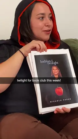 We think Micaela’s script is gonna get picked up w/ @Micaela Fagan @eion #halloween2024 #twilight #bookclub 