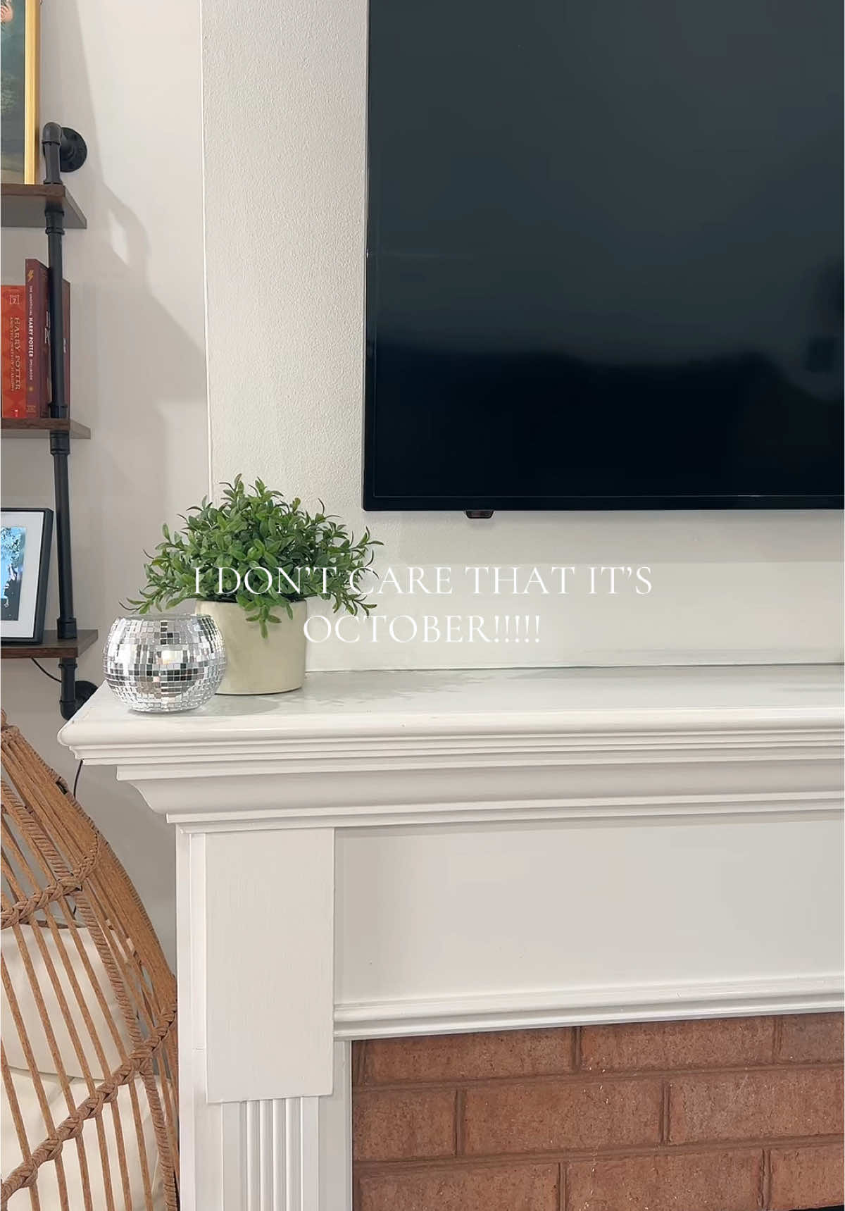 ILL TAKE ALL THE CHRISTMAS JOY I CAN GET!!! #foryou #fyp #christmas #christmasdecor #christmasdecorating #tiktokshopaffiliate #tiktokshophomefinds #tiktokshopblackfriday #tiktokshopcybermonday #tiktokshophomedecor #candlesticks #holidaydecorating 