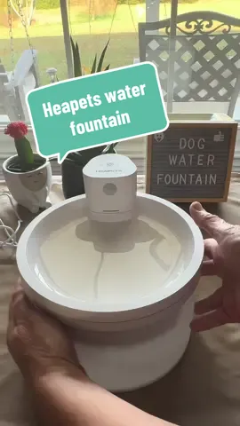 Game changer pet owners, this is a must have! We’re giving it a 10/10 star review. US owned business, shipping from Texas. @Heapets Official  #petwaterfountain #waterfountain #water #dogsoftiktok #catsoftiktok #petmusthaves #freshwater #motionsensor #tiktokshopfinds #ttshop #fyppppppppppppppppppppppp 
