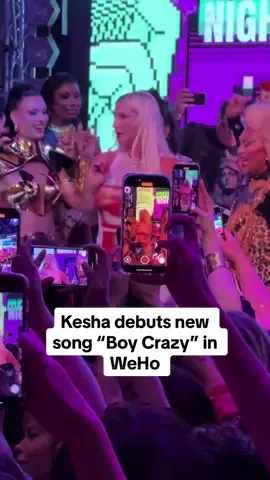 @Kesha debuts “Boy Crazy” at “Night of a 1000 Keshas” in West Hollywood. 