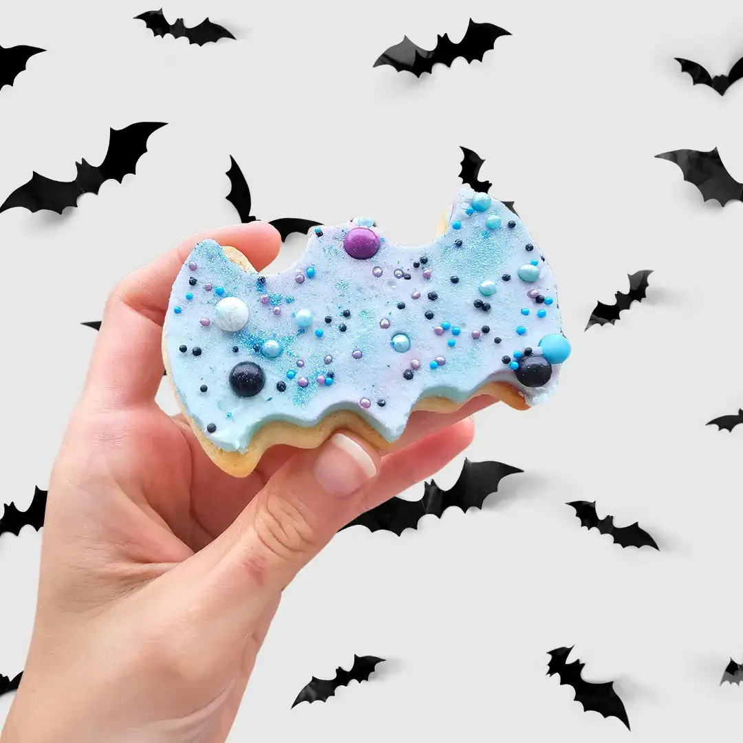 Halloween is nearly here! There's still time to get your treats sorted - but not much 😱 Will you go for a themed box, or do you prefer to pick your own? Or are you brave enough for a MYSTERY box? 🎃🍬🍪 #halloween #spookyseason #HalloweenTreats #mystery #treats #treatbox #cookies #cake #bubblegum #flashsale #sale #tts 