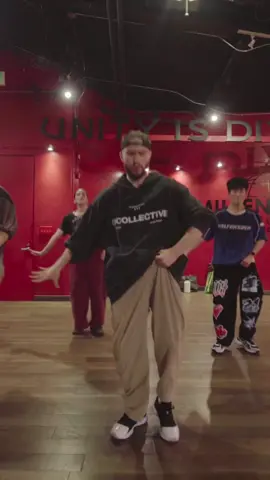 choreography by #tobiasellehammer you can follow him on IG @tobiasellehammer #apt #dance 