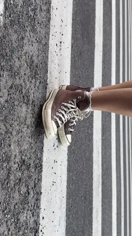 NYC served up a perfect warm day for this look! ✨ #viraltiktokvideo #trending #fashiontiktok #fashion #outfitinspo #outofthephone 