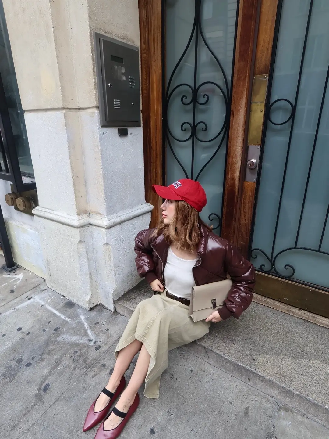 Pops of red outfit  Fall fashion 2024 #redoutfitideas #redoutfitsinspo #popofred #fallfashion2024 #fallfashiontrend #scandistyle  What I wore in SF this weekend, love the architecture there 🥹❤️‍🩹