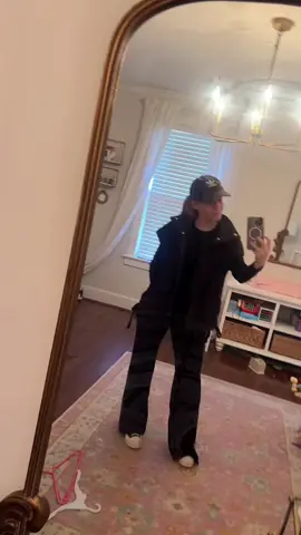 I love an outfit that i can wear multiple ways!!!!!! Yall send someone to clean this mirror that my toddler destroys everyday! #MomsofTikTok #momlife #momtok #outfitinspo #OOTD 