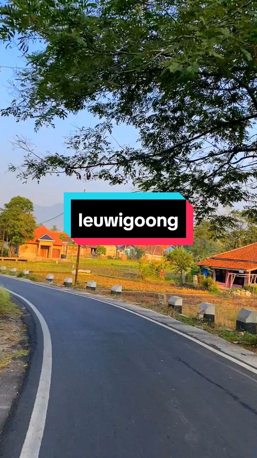 wilujeng enjing wargi leuwogoong.. 🙏 #lagusundaviral #garutpride🔥 #seputargarut #garutselatan #fyf #fyp #uranggarut #garutvibes #sekitargarut #garutjawabarat #wisatagarut #lagusunda #garut #sunda #lagusundatiktok 