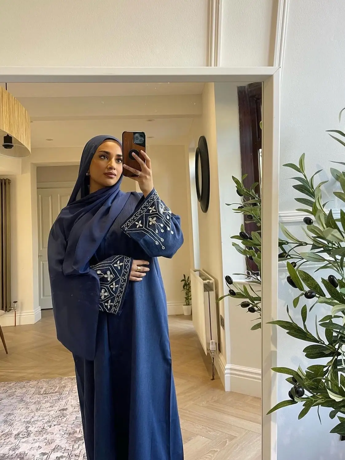 Our girlies looking stunning in our SUMAYAH Abayas 🫶🏻 Appreciate seeing all your gorgeous posts so much!  #abayagirls #abayafits #sumayah 