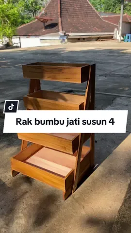 Bumbu dapurmu makin kece dengan rak kayu jati! Desain simpel, kokoh, dan pastinya bikin dapurmu makin berkelas. Simpan semua koleksi bumbu kesukaanmu dengan rapi dan mudah ditemukan. Kayu jati asli, awet, dan tahan lama.     #rakbumbu #rakbumbuyati #kayujati #dapurminimalis #dapurcantik #perabotdapur #organisasi dapur #homedecor #interiordesign #rumahminimalis #rumahidaman #jualrakbumbu #rakbumbukayu #rakbumbuunik #rakbumbuhandmade