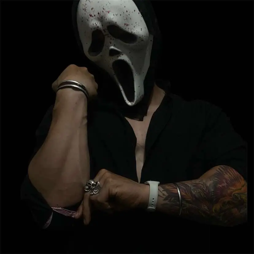 #halloween #ghostface #spookyseason #tattoo #muscles #ghostfacecosplay #trend #tiktok #like #viral #photo #skyttex #gymbro #gymrat