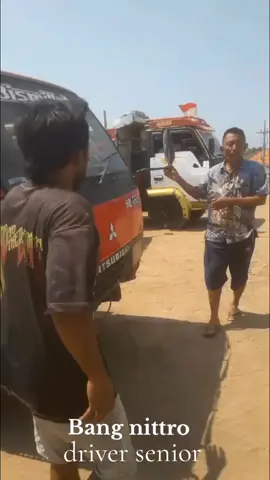 kalah menang itu biasa,yg penting rukun itu baru luwar biasa...masukkkk.🆗