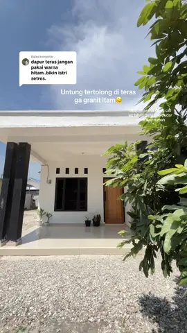 Membalas @. Tapi teteup kok istri itu ada aja yg di stress kan wkwkwk dan suami selalu jadi bulan2lan istri😂😂 Absen dulu istri yg encok boyokny korban granit itam😂🥲