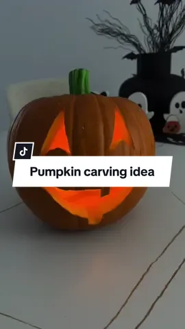 Calabaza de Halloween con mi hijo 🧡🎃 #halloween2024 #calabaza #toddlermom 