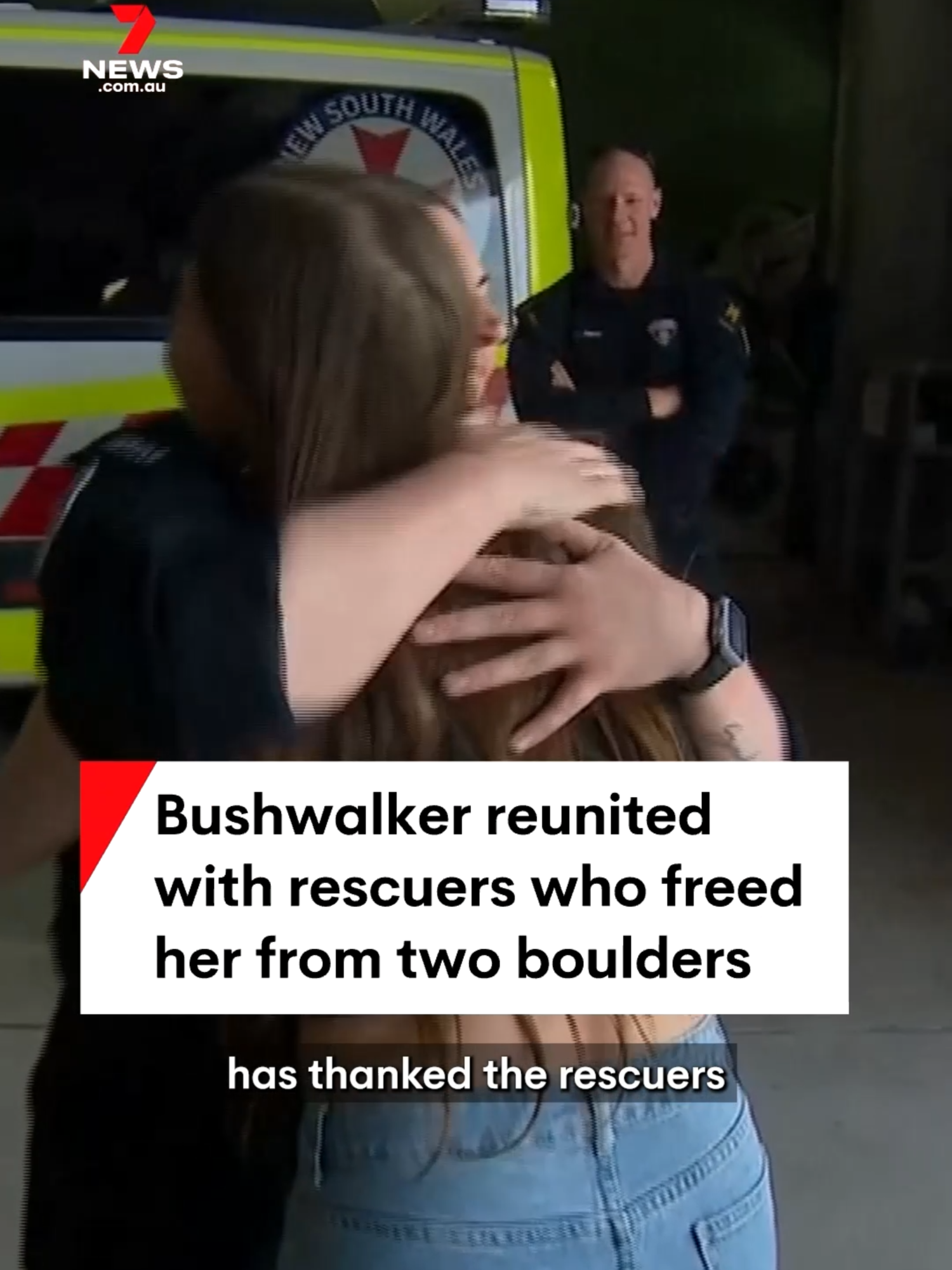 The woman who became trapped between two boulders for seven hours while trying to retrieve her phonehas been reunited with the paramedics who pulled her free. #boulder #boulderrescue #Hiking #bushwalking #lagunansw #cessnock #huntervalley #nsw #newsouthwales #7NEWS