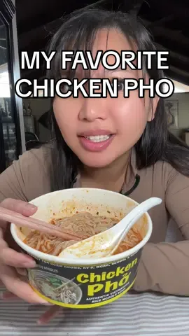 Feeling good about eating instant pho! It’s SO good 😍 #pho #phorecipe #viet #vietnamese #vietnamesegirl #noodles #noodlesoup 