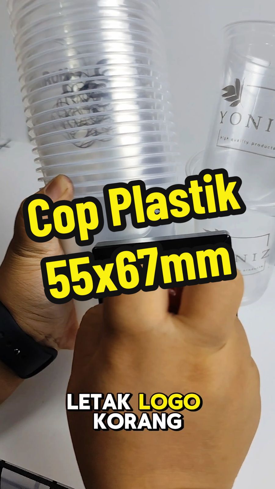 COP PLASTIK 55X67MM  Peniaga-peniaga air, jom dapatkan cop plastik macam dalam video ni. Cantik kan? Hasil dia pon nice dan x comot pon. Kalau dah ada design sendiri boleh hantar terus kepada kami. Klik beg kuning untuk buat tempahan! #fyp #copplastik #copwaterproof #copcawanminuman #chomellote 