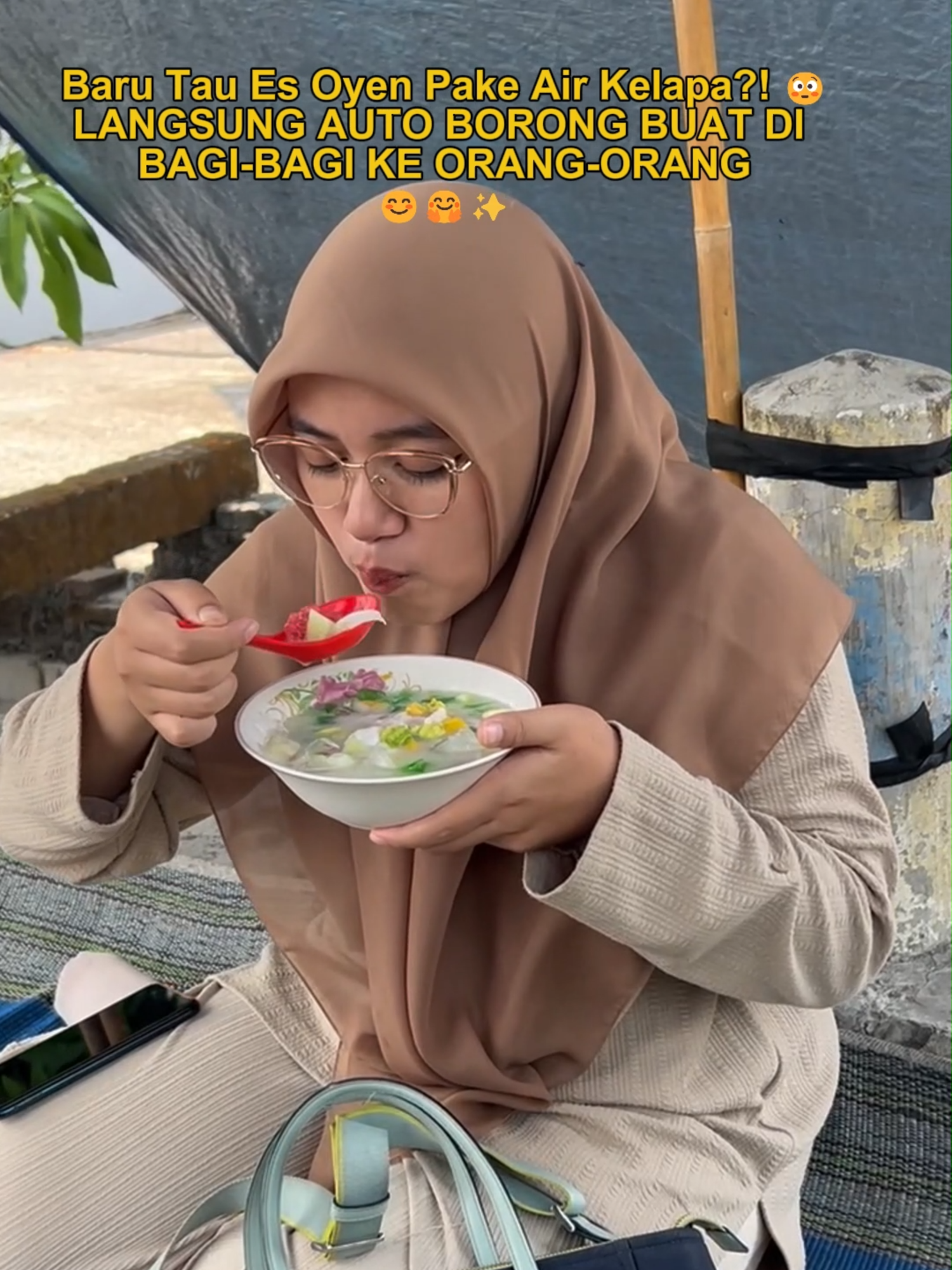 Kalian tim es yg mana nii? Es Oyen, Es Campur atau Es Buah?🥹✨ #borong #berbagi #sedekah #umkm #pedagang #fyp #foryoupage❤️❤️ #viral_video #berbagikebaikan #sedekahseru