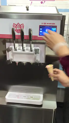 Professional soft serve ice cream machine with 2 Flavors + Mix #FrozenYogurt #IceCreamEquipment