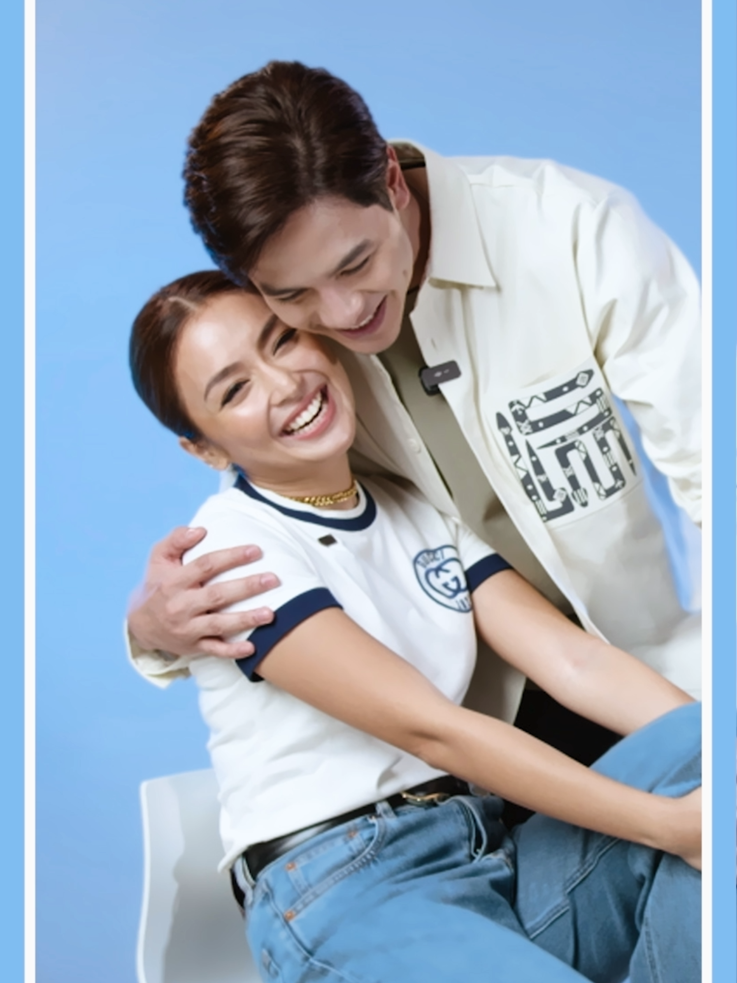 ‘Yung alam na alam niyo kung paano kumilos ang isa’t isa… IBA NA ‘YAN! 😉🥰 Game na game na sumabak sa #ImitateEachOtherChallenge sina #HelloLoveAgain stars #AldenRichards at #KathrynBernardo para sa #KapusoExclusives. Check this out! Nakakabitin ba? Abangan ang part 2 bukas, 5PM only on the GMA Network social media accounts! #Kapuso