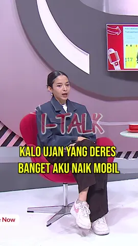 Insertizen! Ternyata Putri Marino sampai sekarang lebih pilih naik ojol sebagai transportasi untuk menerjang kemacetan Jakarta. Santuy & Apa adanya! Mimin sih yes 🥳 #putrimarino #fypシ゚viral #fyppppppppppppppppppppppp #ojol 