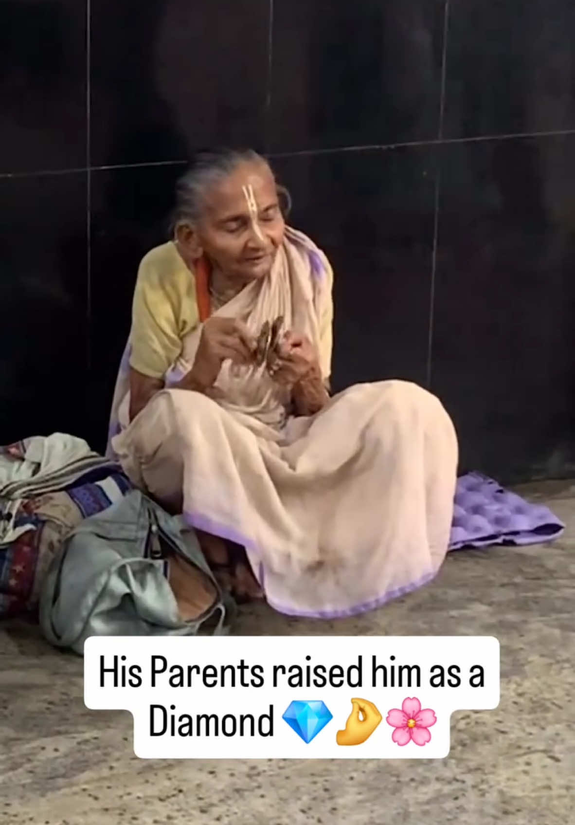 Such a great man bro 🥺❤️🙌 Follow Filmymantra for more #Love #humanity #compassion #foryou #fyp #viral #filmymantra #trending 