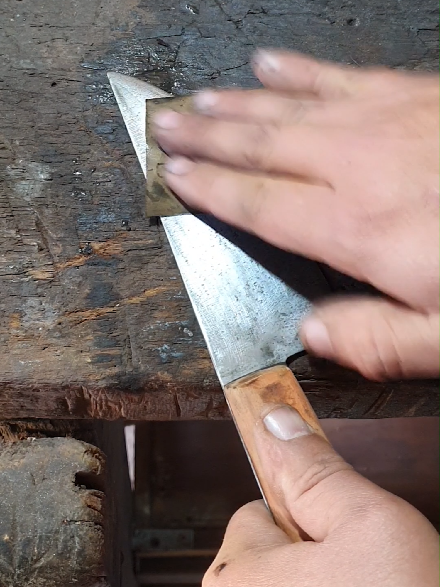 COMO RESTAURAR UN CUCHILLO ANTIGUO