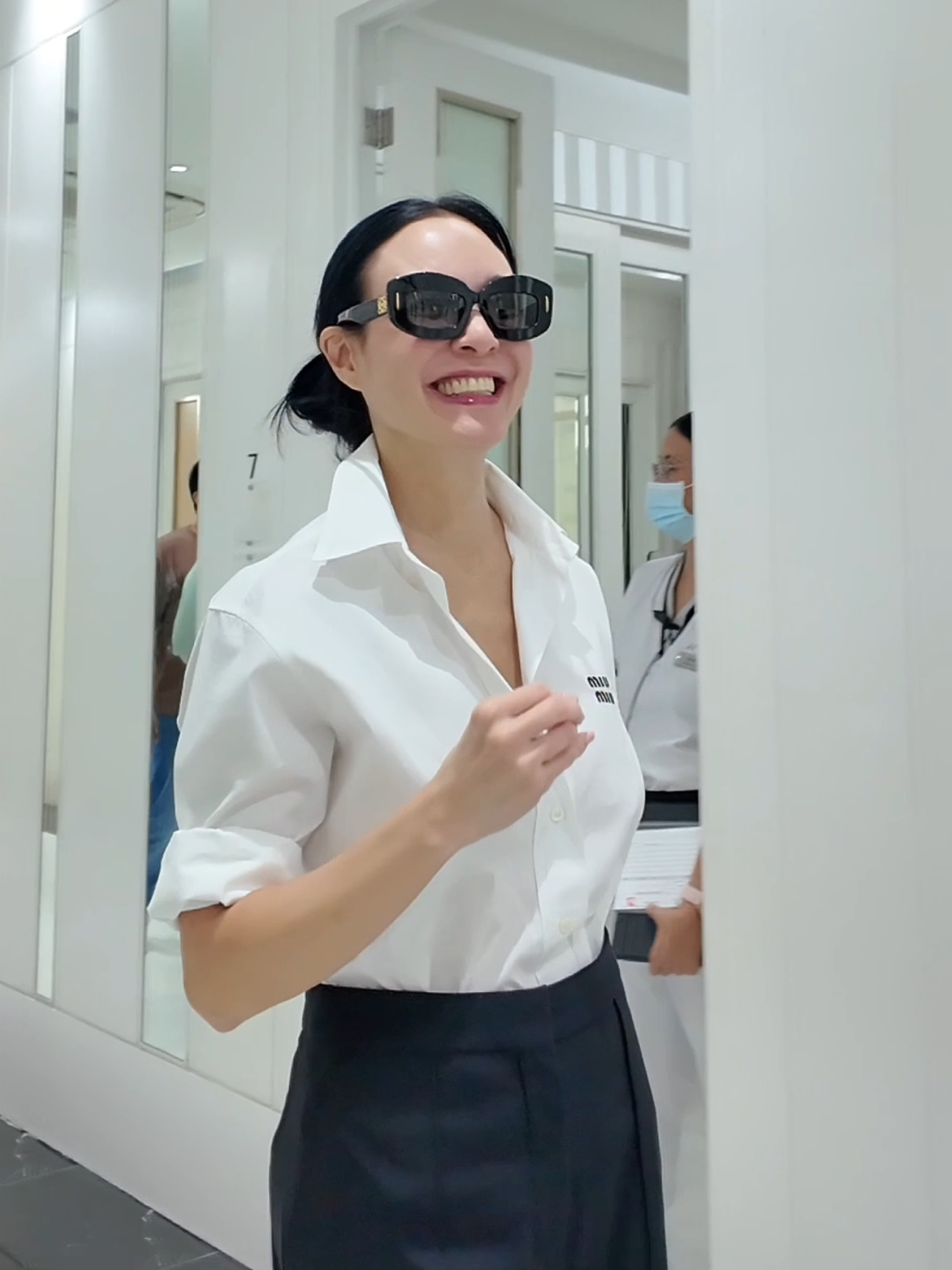 Gretchen Barretto is excited to keep her skin clear with AIVEE ULTRACLEAR®!✨🧏🏻‍♀️ AIVEE ULTRACLEAR®️ is the FIRST and ONLY Cold Fiber Laser in the Philippines that penetrates deep into the skin layers to precisely address imperfections and refine skin texture, leading to comprehensive rejuvenation and revitalization. Try AIVEE ULTRACLEAR®️— a complete solution to healthier and clearer skin. Message us to book your appointment: 📞 +639177283838 (Local) 📞 +639614514572 (International) 📞 +639692230499 (Whatsapp/Viber) Or you may call our branch at: 📍 A-INSTITUTE, BGC: +63917 521 0222 #aivee #theaiveeclinic #aiveelove #aiveeday #aiveeleague #AiveeUltraClear #AiveeUltraClearLaserSkinRejuvenation #GetClearStayUltraClear #gretchenbarretto #skinrejuvenation #ultraclear #foryoupage❤️ #viral_video