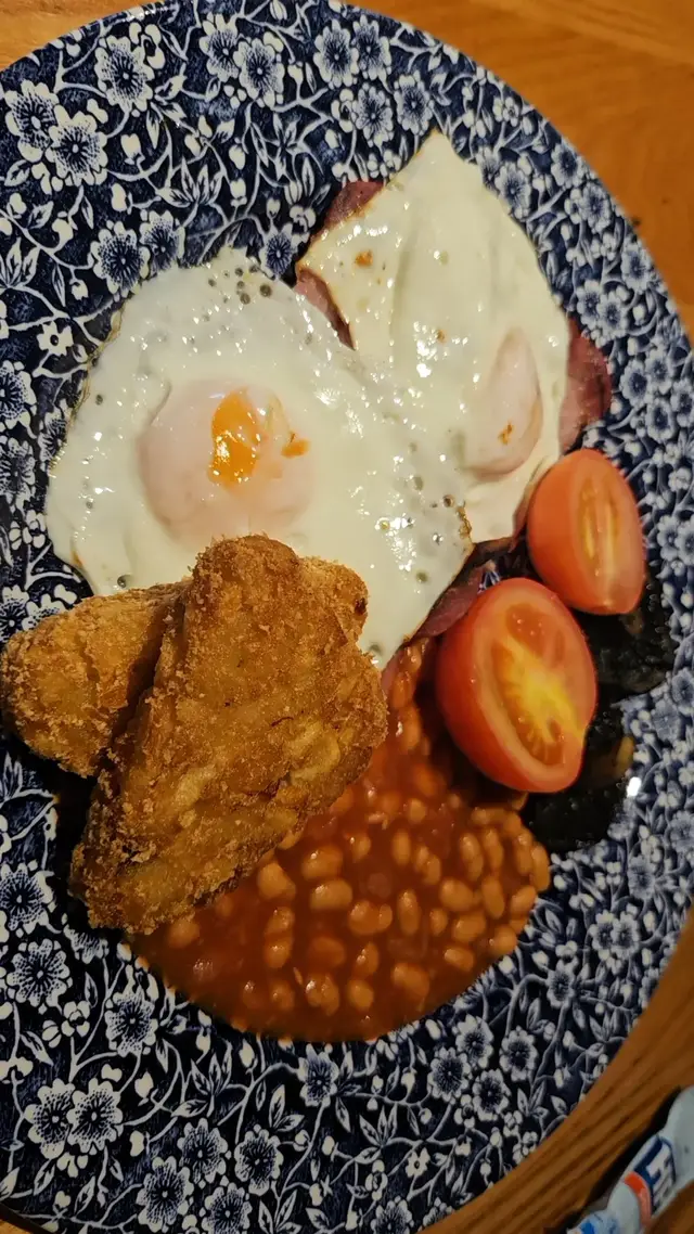 wetherspoons freedom breakfast   £2.99