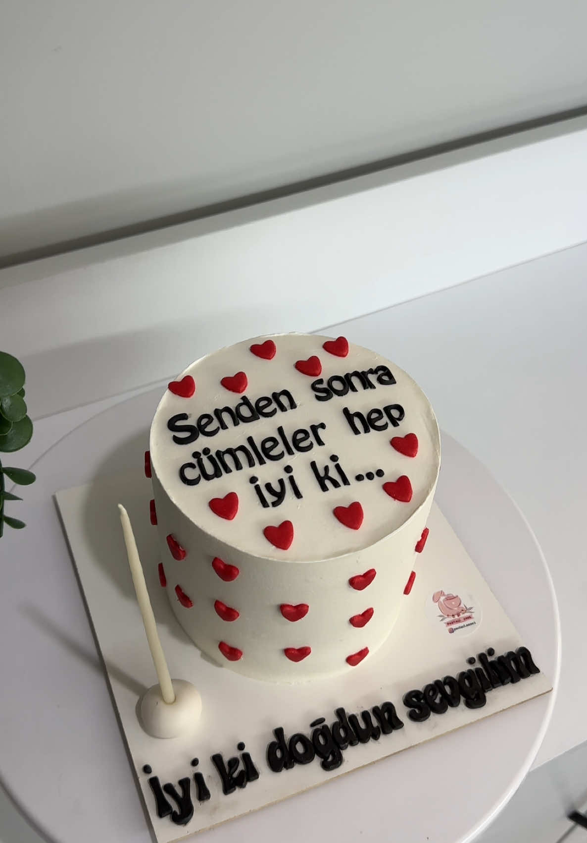 Senden sonra cümleler hep  İyi ki…❤️ #sevgili #sevgilim #aşk #ask #kalp #kalplipasta #Love #lovecake #yazılıpasta #sevgiliye #sevgilime #doğumgünü #süpriz #nişanlım #söz #iyiki #iyikim 