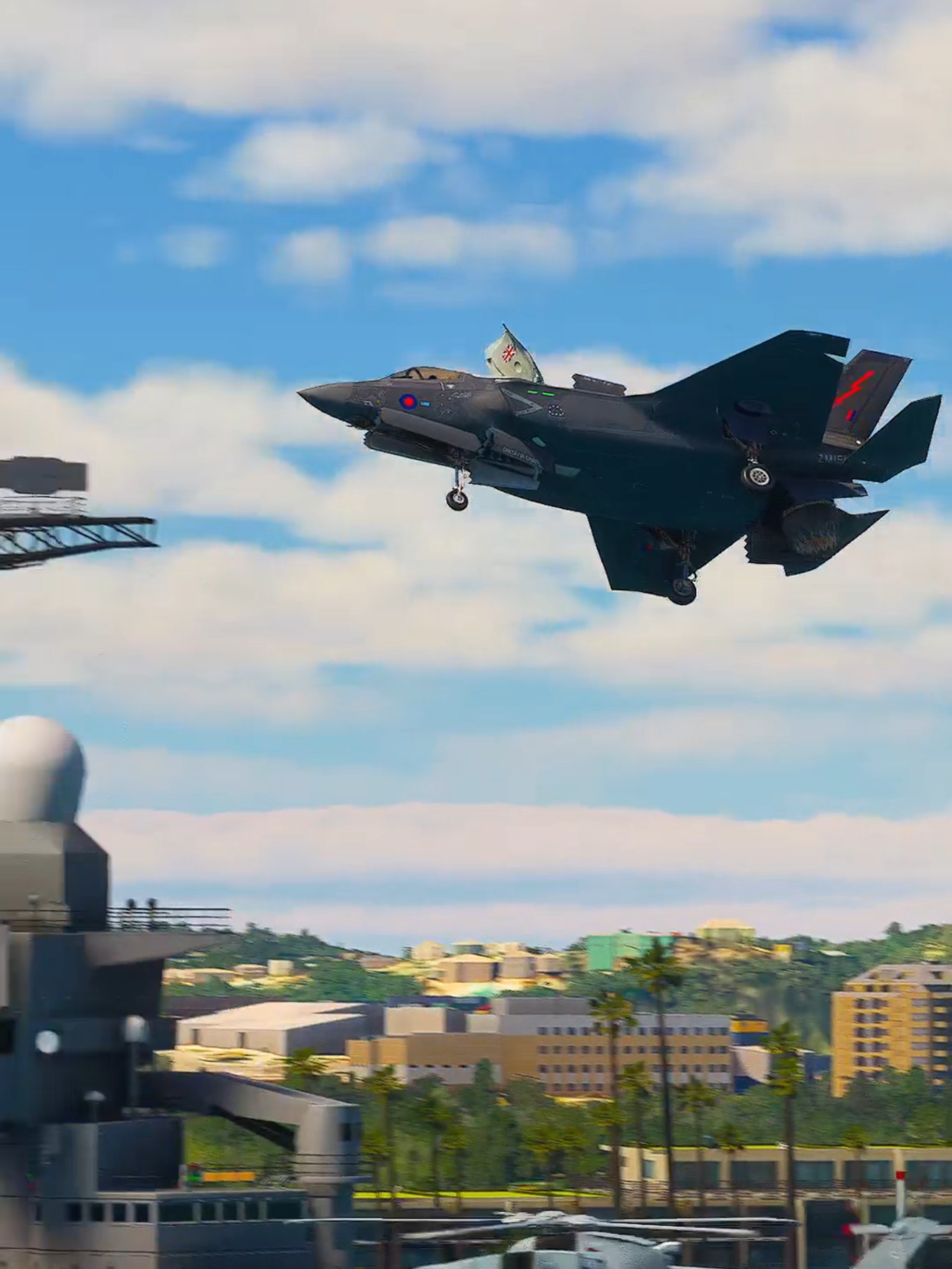 US F-35 Landing on Aircraft Carrier near Miss Over the Water! #aviation #f35 #usa