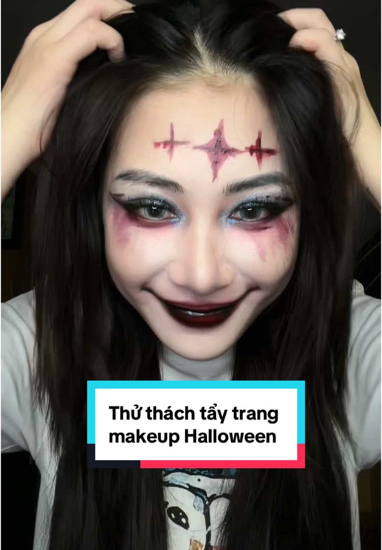 Bao nhiêu lớp makeup là bay sạch hết nha, mãi iuu #hueuiii #LearnOnTikTok 