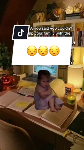 Only studying when there’s chores to do > 👀 #studymeme #studytok #studentlife #studyhumor #studentsbelike 