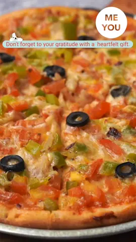 Keyana's Vege Pizza Recipe #snacks #china #youtubeshorts #srilanka #fyp #food #foryoupage #keyana #srilankan_tik_tok🇱🇰 #india #trending #yummy #2024 