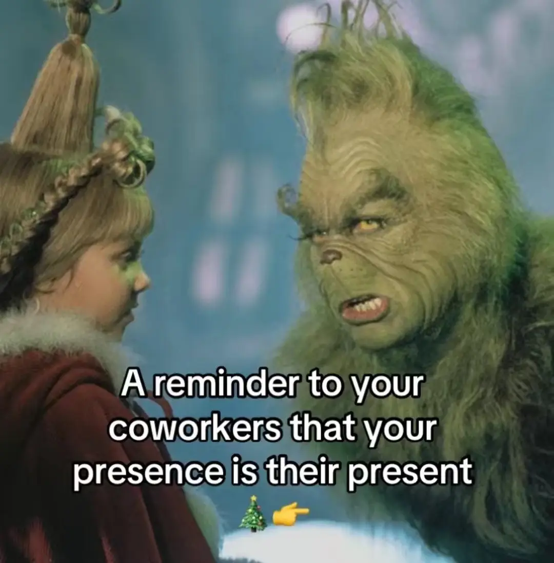 Fyi to all my work friends 🤣🎄 #workhumor #fypviralシ #coworkers 