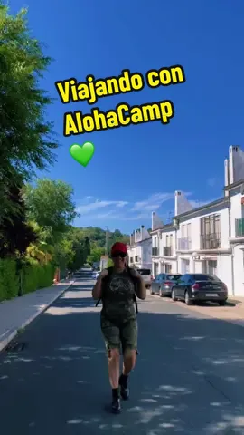 Nada como unas vacaciones rodeados de naturaleza. ¿Te unes a la aventura? Hazlo con @AlohaCamp España  🛖Podrás hospedarte en casas rurales, cabañas del bosque, casas del árbol, villas. O si así lo prefieres, acampar al modo tradicional o elevar la experiencia con el glamping.  ‼️ Ojo al dato: podrás hacerlo en familia, en pareja y, si es tu caso, con tus niños y mascotas.  👌Alohacamp está por casi toda España, así que di que sí, y aprovecha. 💶 Para un descuento de 20€ en tu primera reserva, usa este código cuando te registres en la web: travelwithmigaf #tiktokviajes #alohacamp 