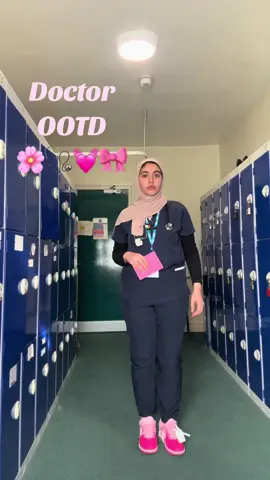 Navy scrubs >> #doctor #residentdoctor #medicine #scrubs #medic #fy1 #OOTD #medicaltiktok 