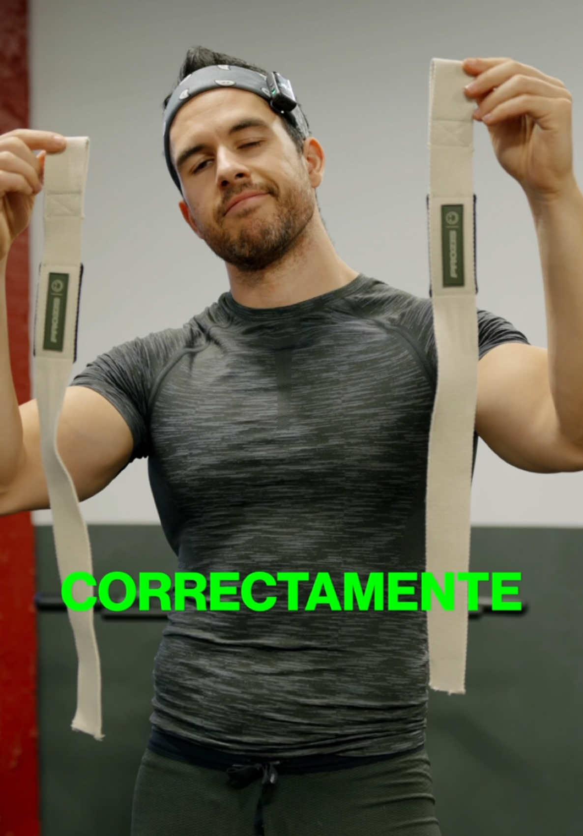 ✅ USA LOS STRAPS ASÍ 💪🏻. Menciona a alguien que necesite este video - #straps #fitnesstips #perdergrasa #perderbarriga #perderpeso #ganarmusculo #fittips #workouttips #workoutadvice #workouthacks #consejosgym #deporte #gimnasio #deportesentiktok 