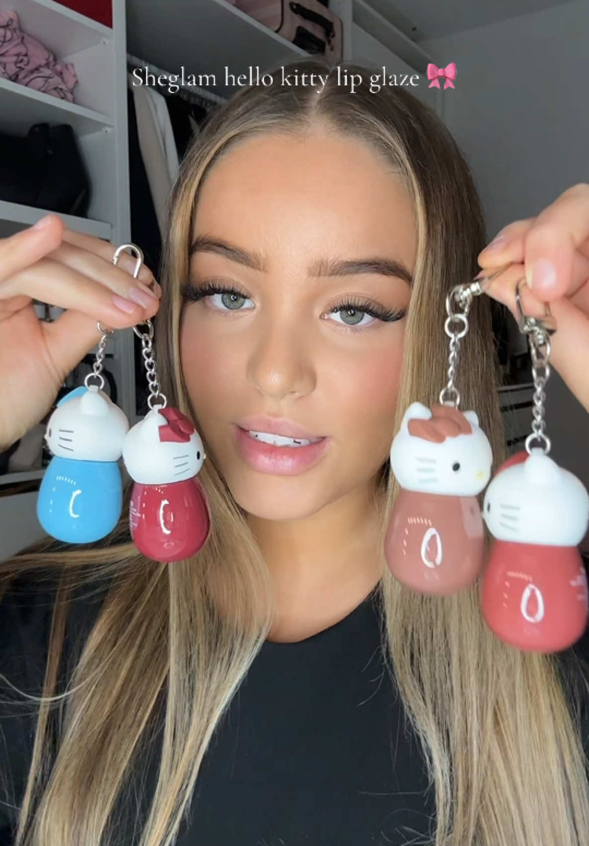 Mais s’il vous plait 🎀😫 incroyable 😍 - publicite* #sheglam #sheglamhellokitty #sheglamcollection @SHEGLAM 