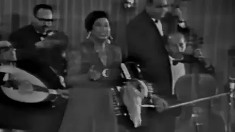 العيب فيكم يا في حبايبكم #ام_كلثوم #قديم #كلاسيك  #الفن_المصري 