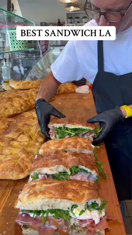 Trying the best new sandwich shop in LA 📍Mamie, West Hollywood #sandwich #sandwichtiktok #sandwichtok #italiansandwich #tuscansandwich #Prosciutto #Mortadella #burrata #truffle #schiacciata #italy #Porchetta #lasandwich