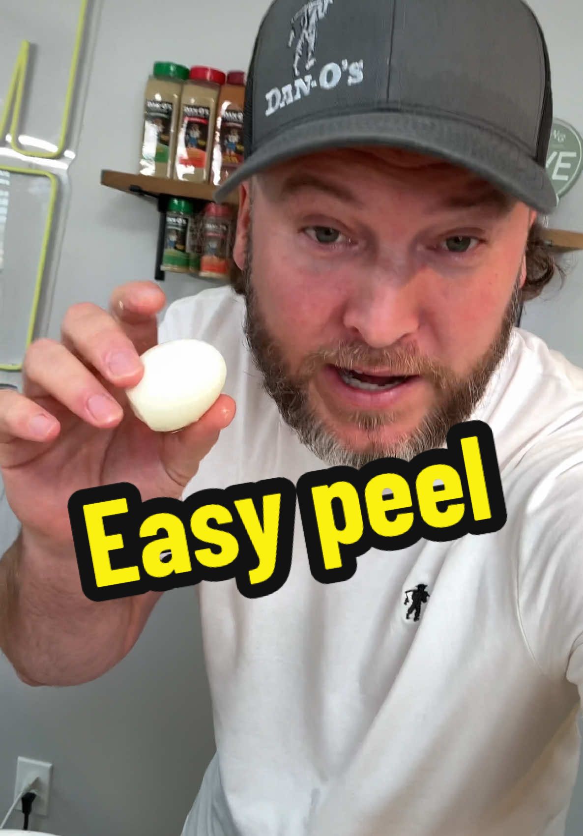 Replying to @ericmorris3822 10 min, 5 min , 10 min every time! How many time so i have to show this? Actually never gets old. I love to edicate yall! #egg #egghack #hradboiledegg #easypeelegg 