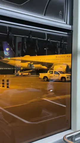 Night flight🤍#Saudia#KSA