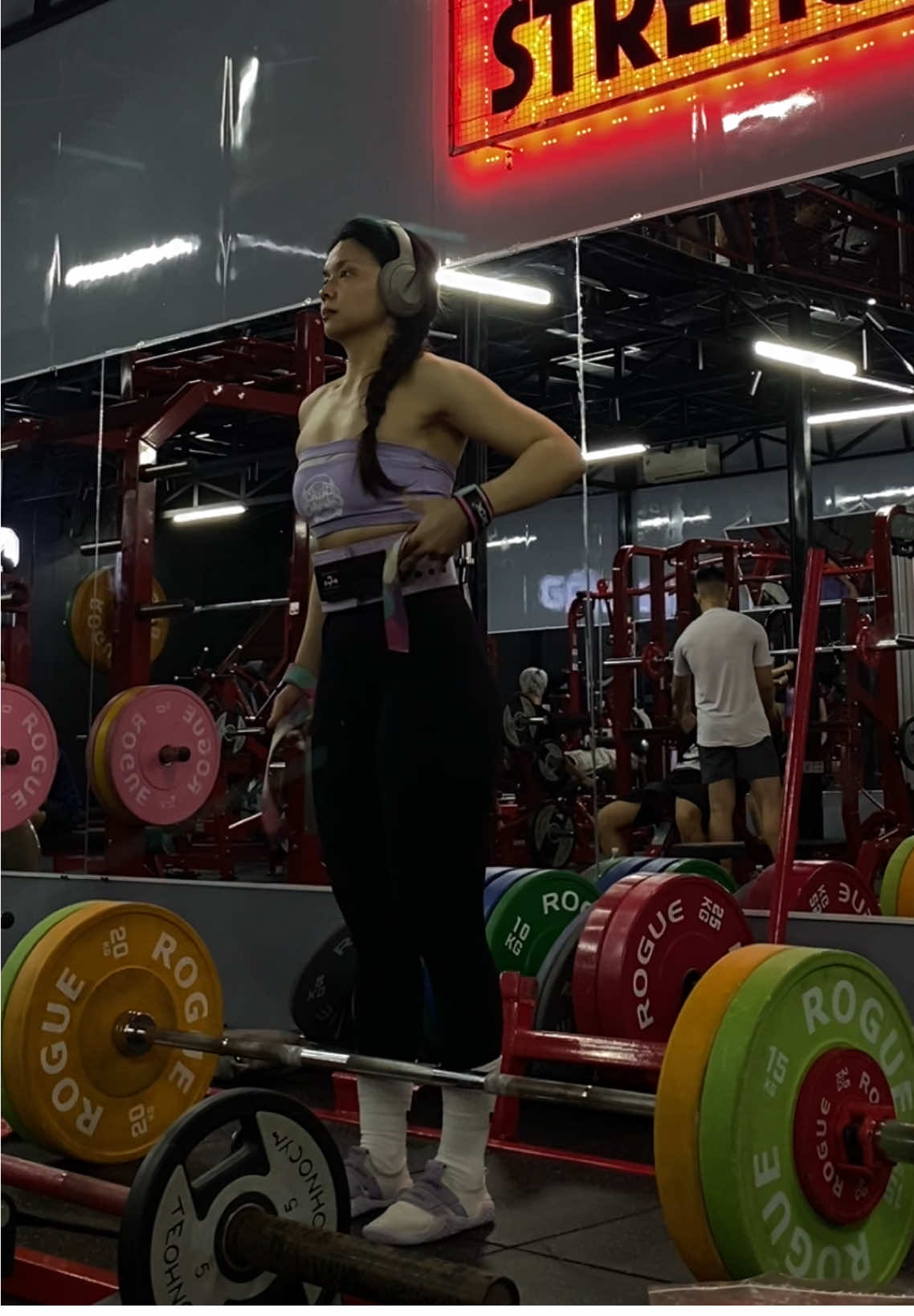 Từ lúc chơi powerlift tới giờ hơn 4 reps là volume rồi nhe 🥲🥲🥲 #deadlift #pwl #sbd 