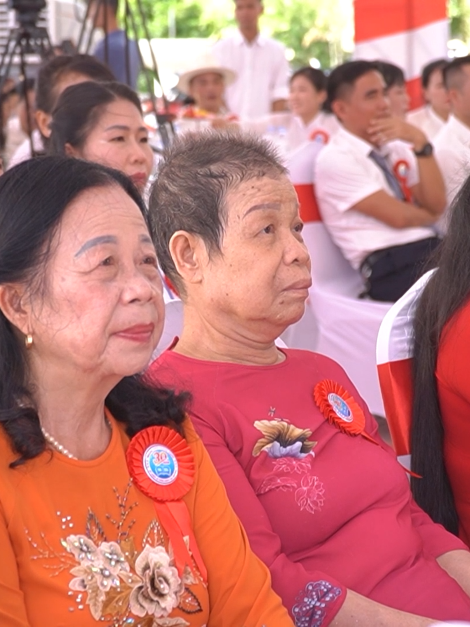 THĂM LẠI TRƯỜNG XƯA - DUY  PHƯỜNG@