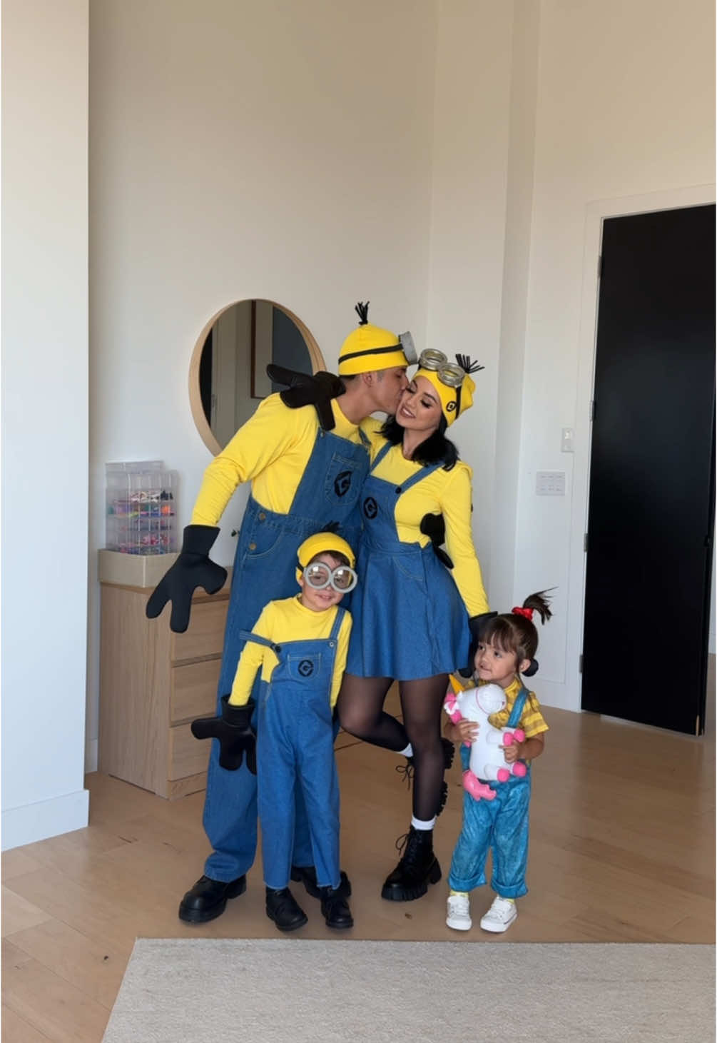Family costume 💛💛💛