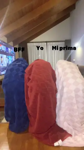 Haciendo locuras😂😂❤️❤️@🌻Ali🪽 @𝓭𝓪𝓷𝓷𝓲 #bolivia🇧🇴 #quelocurafueenamorarmedeti #tiktok #fypシ #soloparatiiiiiiiiiiiii 