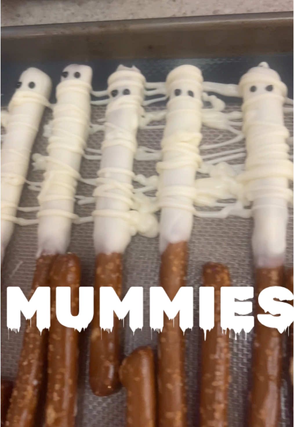 pretzie mummies 