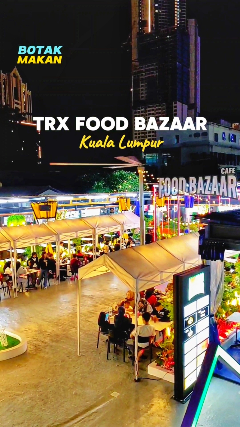 Best gak layan view malam KL kat sini. Tak crowded sangat dan masih tenang lagi huhu. Berkonsepkan cafe-style food, kat sini ada 30 kiosk yang menyediakan makanan local dan western. Bukan tu je malah ada kiosk² yang menyajikan menu by negeri² tau 😍 Tempat dia cantik lebih² lagi waktu malam. Korang lepak atas bumbung boleh tengok view KL 😍 📍TRX FOOD BAZAAR 6, Jalan Kamuning, Imbi 55100 Kuala Lumpur Buka Selasa - Ahad (Isnin cuti) Dari 9 pagi - 2 pagi #BotakMakan #foodhunting #MakanLokal #MYFoodie #trxfoodbazaar 