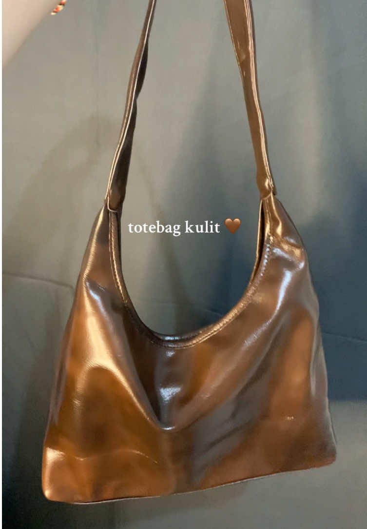 WOWW BENERAN SEBAGUS ITU HARGA 30RIBUAN😭😭 GAK NYANGKA😭 Kulitnya bener bener sehat dan glowing parah ❤️❤️  #totebag #taskulit #taskuliah #taskekinian #totebagaesthetic #premium #underarmbag 