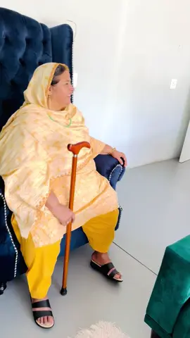 Mama yanda siyani bari ho gai ey😀@Wicky Cheema #mamayanda #pakistan #usa🇺🇸 #southafrica 